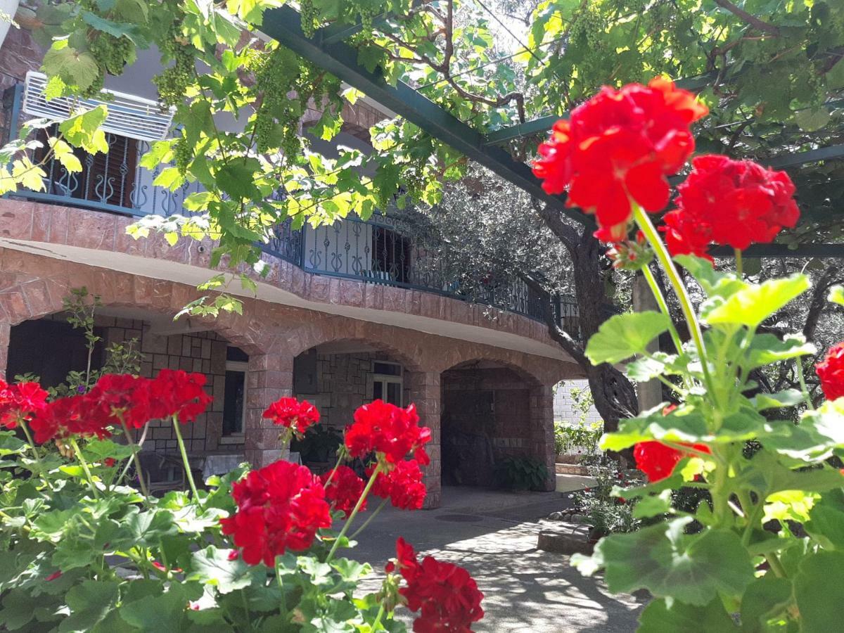 Zoro Apartments Sveti Stefan Exterior foto