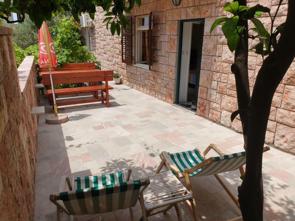Zoro Apartments Sveti Stefan Exterior foto