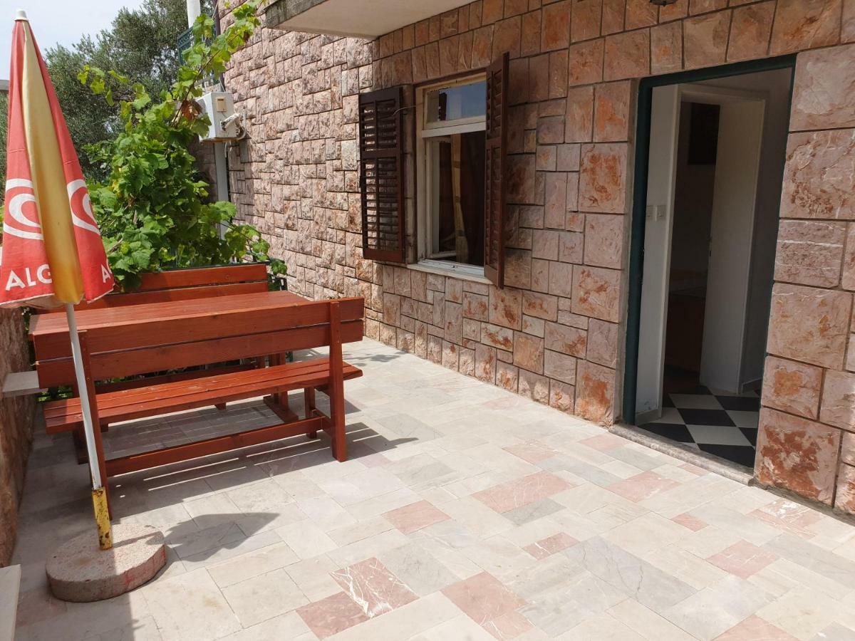 Zoro Apartments Sveti Stefan Exterior foto