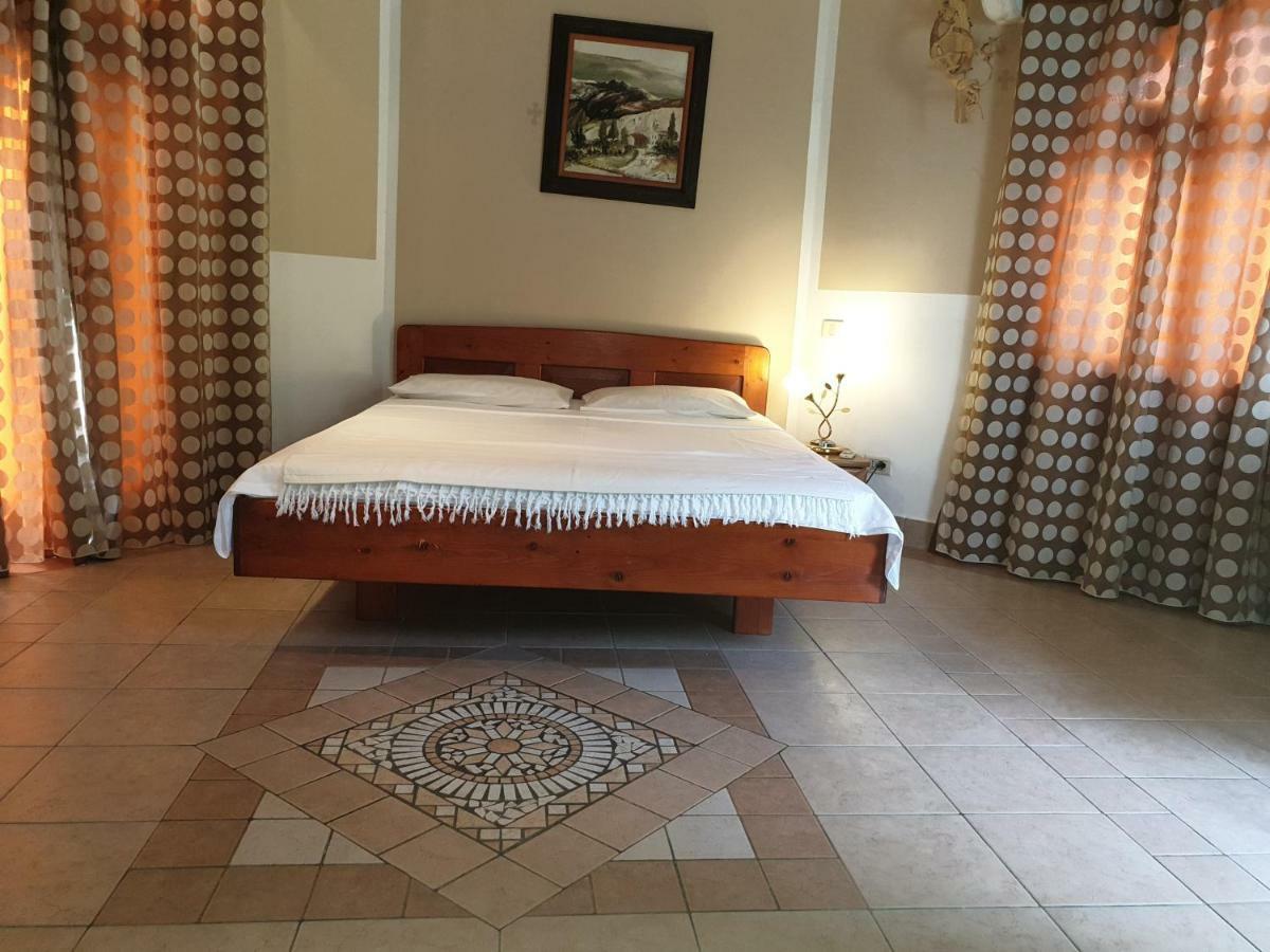 Zoro Apartments Sveti Stefan Exterior foto